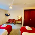Mount Pleasant Hotel